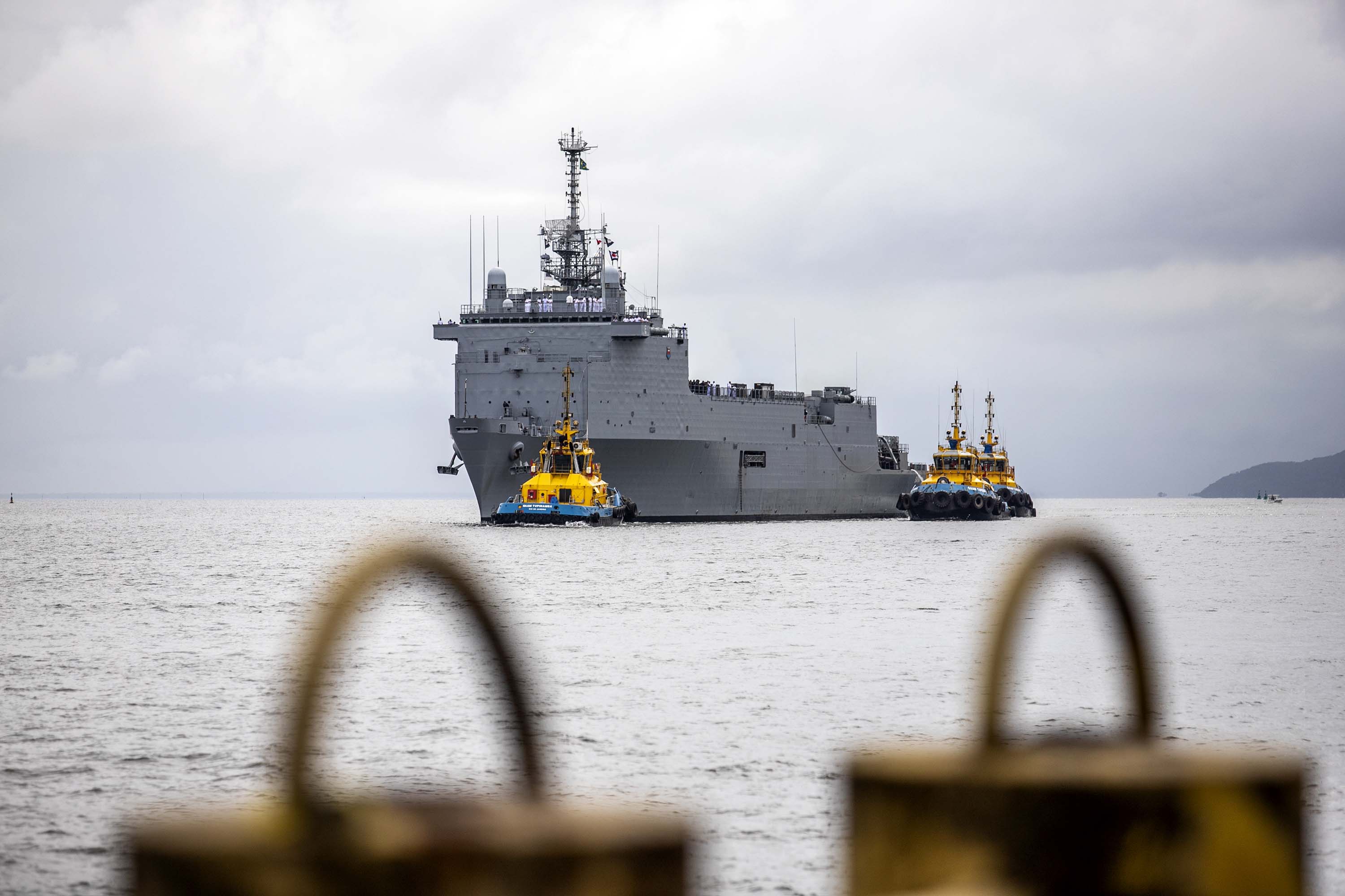 Embarcações da esquadra da Marinha do Brasil já atracaram no Porto de  Paranaguá