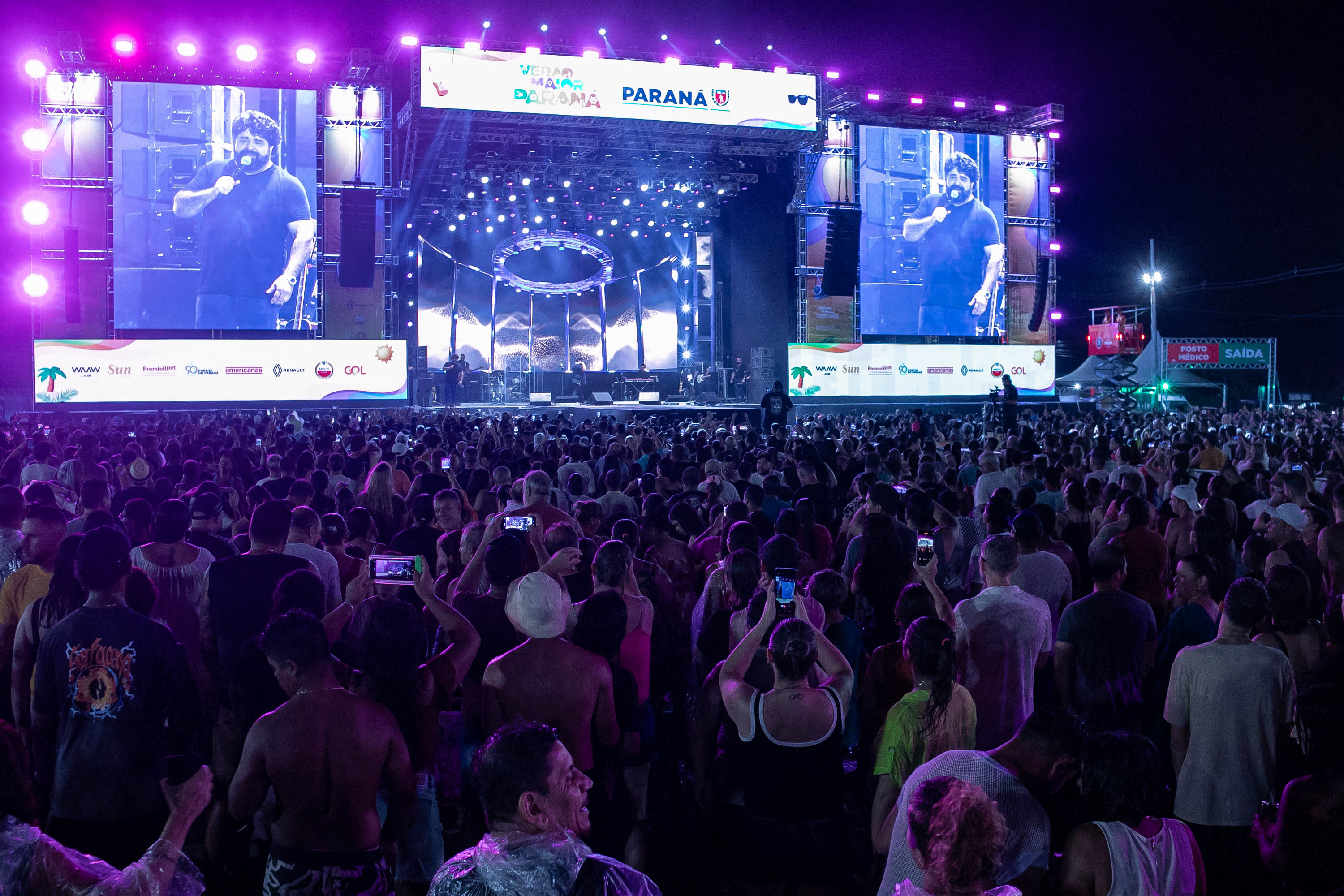 Show de César Menotti e Fabiano no Verão Maior Paraná em Pontal do Paraná