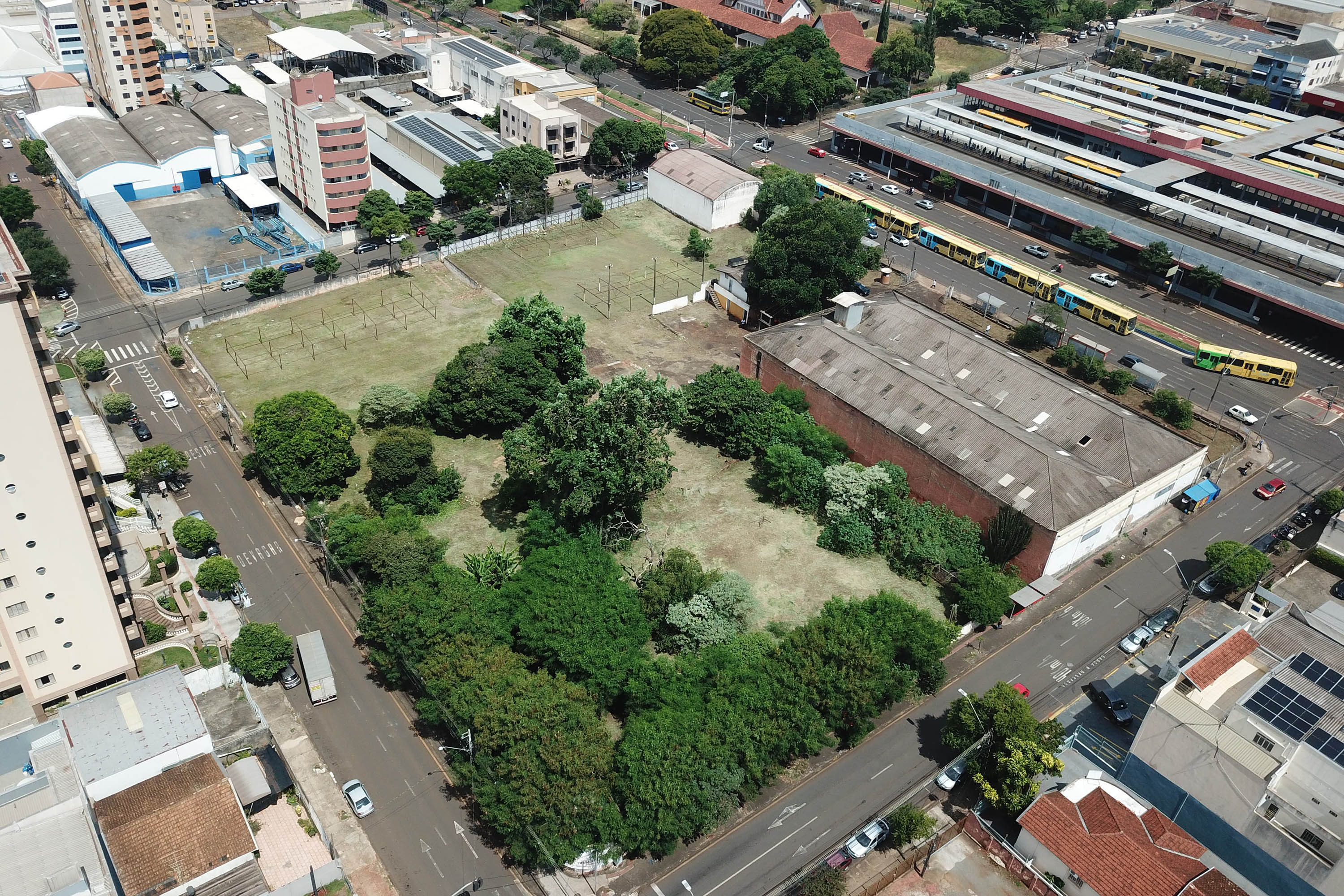  Governo do Estado doa Máquina de Café e iniciará limpeza da área que abrigará Terminal Metropolitano de Londrina