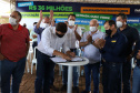 O governador Carlos Massa Ratinho Junior esteve nesta sexta-feira (19) no município de Ivaiporã e confirmou o repasse de R$ 36,1 milhões para obras de infraestrutura urbana e rodoviária. Foto: Ari Dias/AEN
