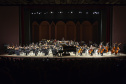Orquestra Sinfônica do Paraná reencontra o público no grande auditório do Teatro Guaíra