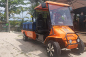 Copel entrega carros elétricos para eletricistas que atendem a Ilha do Mel
