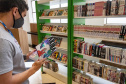 Doação de livros para biblioteca pública