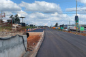 Dois novos viadutos e nove quilômetros de nova pavimentação deverão ser entregues até o final do ano, encerrando os congestionamentos e acidentes na entrada do município - 