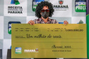   Empresária de Sarandi recebe o prêmio de R$ 1 milhão do programa Nota Paraná 
