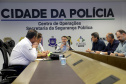Reunião do gabinete de crise no Centro de Operações Cidade da Polícia