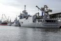 Embarcações da esquadra da Marinha atracam no Porto de Paranaguá