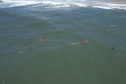 Corpo de Bombeiros salva 15 pessoas após naufrágio de embarcação na Ilha do Mel