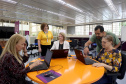 Celepar oferece curso de tecnologia para idosos: veja as próximas datas em Curitiba e região metropolitana