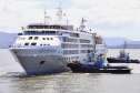 Porto de Paranaguá recebe luxuoso navio e passageiros têm passeios agendados no Litoral