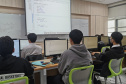 Na Coreia do Sul, secretário da Educação conhece tecnologias educacionais e soluções para o ensino profissionalizante