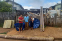 Moradores comemoram doação de caixas d'água em Arapoti e Carambeí 