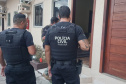 Polícia Civil do Amazonas em operação da investigação conduzida pela PCPR contra grupo de falso consórcio