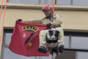 Simulação de resgate do Corpo de Bombeiros movimenta a Boca Maldita