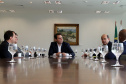 Governador Carlos Massa Ratinho Junior durante reunião com o secretário Nacional de Segurança Pública, general Guilherme Theóphilo e o secretário estadual da Segurança Pública e Administração Penitenciária, general Luiz Felipe Carbonell - Curitiba, 19/03/2019 - Foto Gilson Abreu/ANPr