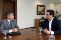 Governador Carlos Massa Ratinho Junior durante reunião com o secretário Nacional de Segurança Pública, general Guilherme Theóphilo e o secretário estadual da Segurança Pública e Administração Penitenciária, general Luiz Felipe Carbonell - Curitiba, 19/03/2019 - Foto Gilson Abreu/ANPr