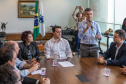 O Governador Carlos Massa Ratinho Junior e o Presidente da Comec, Gilson Santos, assinam a prorrogação da isenção do Transporte para de Pessoas com Deficiência(PCD). Curitiba, 09/04/2019
Foto: Maurilio Cheli