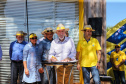 O vice governador Darci Piana faz a  entrega de tratores para agricultores familiares. Os equipamentos são do programa Trator Solidário, na Expolondrina nesta quinta-feira (11).  Londrina, 11/04/2019 -  Foto: Geraldo Bubniak/ANPr