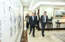 CHINA -  O governador Carlos Massa Ratinho também esteve com o embaixador da China no Brasil, Yang Wanming. Ele apresentou como resultado da recente viagem ao país, na semana passada, a confirmação da visita do CEO da China Communications Construction Company (CCCC) - estatal chinesa e maior empresa de infraestrutura do País - ao Paraná no dia 14 de maio. Na foto, o secretário da Infraestrurtura e Logística, Sandro Alex  -  Curitiba, 29/04/2019  -  Foto: Rodrigo Félix Leal/ANPr