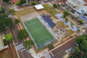 Moradores do Jardim Novo Oásis, em Maringá (Noroeste), ganharam nesta quinta-feira (16) um novo espaço de lazer. O governador Carlos Massa Ratinho Junior e o prefeito Ulisses Maia inauguraram a primeira de 30 unidade no município do programa Meu Campinho. Com 1,5 mil metros quadrados e investimento total de cerca de R$ 400 mil, o local conta com diversos aparelhos de lazer para pessoas de todas as idades. Maringá, 16/05/2019Foto: José Fernando Ogura/ANPr