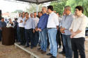 Moradores do Jardim Novo Oásis, em Maringá (Noroeste), ganharam nesta quinta-feira (16) um novo espaço de lazer. O governador Carlos Massa Ratinho Junior e o prefeito Ulisses Maia inauguraram a primeira de 30 unidade no município do programa Meu Campinho. Com 1,5 mil metros quadrados e investimento total de cerca de R$ 400 mil, o local conta com diversos aparelhos de lazer para pessoas de todas as idades. Maringá, 16/05/2019Foto: José Fernando Ogura/ANPr