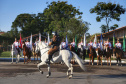 O governador Carlos Massa Ratinho Junior e o presidente em exercício Hamilton Mourão receberam nesta sexta-feira (28) a medalha Heróis da Cavalaria, da Polícia Montada Coronel Dulcídio. A condecoração foi entregue na cerimônia, em Curitiba, que comemora os 140 anos do regimento, que é a unidade mais antiga da Polícia Militar do Paraná.  -  Curitiba, 28/06/2019  -  Foto: José Fernando Ogura/ANPr