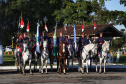 O governador Carlos Massa Ratinho Junior e o presidente em exercício Hamilton Mourão receberam nesta sexta-feira (28) a medalha Heróis da Cavalaria, da Polícia Montada Coronel Dulcídio. A condecoração foi entregue na cerimônia, em Curitiba, que comemora os 140 anos do regimento, que é a unidade mais antiga da Polícia Militar do Paraná.  -  Curitiba, 28/06/2019  -  Foto: José Fernando Ogura/ANPr