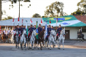 O governador Carlos Massa Ratinho Junior e o presidente em exercício Hamilton Mourão receberam nesta sexta-feira (28) a medalha Heróis da Cavalaria, da Polícia Montada Coronel Dulcídio. A condecoração foi entregue na cerimônia, em Curitiba, que comemora os 140 anos do regimento, que é a unidade mais antiga da Polícia Militar do Paraná.  -  Curitiba, 28/06/2019  -  Foto: José Fernando Ogura/ANPr