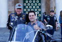 O governador Carlos Massa Ratinho Junior disse neste sábado (27) que o Governo do Paraná prepara, em parceria com motociclistas, uma agenda turística robusta para integrar ainda mais os clubes e potencializar as viagens ao encontro das belezas naturais do Estado. Ele participou das comemorações da 1ª Moto União, no Palácio Iguaçu, evento idealizado pelo Departamento de Trânsito do Paraná (Detran-PR) que passa a fazer parte do calendário estadual em razão do Dia do Motociclista. 