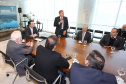 O governador Carlos Massa Ratinho Junior e o diretor-presidente da Itaipu, general Joaquim Silva e Luna, assinaram nesta quinta-feira (01), convênio para dar início à construção da segunda ponte ligando o Brasil ao Paraguai, em Foz do Iguaçu.Curitiba, 01-08-19.Foto: Arnaldo Alves / ANPr.