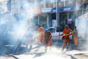 Do Bairro Novo ao Santa Cândida, 59 ruas de Curitiba passam por obras de recuperação e revitalização com apoio do Governo do Estado. O governador Carlos Massa Ratinho Junior e o prefeito Rafael Greca assinaram em março deste ano a homologação de obras de fresagem e recape em 47 quilômetros de vias de 36 bairros da Capital. O investimento soma R$ 25,3 milhões.