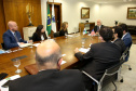 O vice-governador Darci Piana se reuniu nesta sexta-feira (2), no Palácio Iguaçu, com representantes da Corporação de Investimento Privado no Exterior (OPIC, da sigla em inglês) com interesse em investir em projetos do Estado