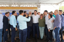 O governador Carlos Massa Ratinho Junior reúne-se com prefeitos na sede da Associação dos Municípios do Sudoeste do Paraná (Amsop), em Francisco Beltrão e assina autorização para licitações de obras para a infraestrutura urbana