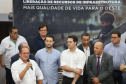 O governador Carlos Massa Ratinho Junior participa nesta sexta-feira (09), em na câmara de Toledo, a liberação de recursos para municípios da região Oeste. Participaram: prefeito de Toledo, Lucio De Marchi; secretário Chefe da Casa Civil, Guto Silva; de Desenvolvimento Urbano, João Carlos Ortega; do Planejamento, Valdemar Jorge e da Infraestrutura e Logística, Sandro Alex; deputados e demais autoridades.Toledo, 09-08-19.Foto: Arnaldo Alves / ANPr.