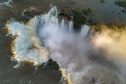 O Parque Nacional do Iguaçu, em Foz do Iguaçu, maior atrativo turístico do Paraná, recebeu 2.020.358 turistas em 2019. É o recorde de visitações na unidade de conservação e a primeira vez da história em que as catracas giraram mais de dois milhões de vezes.

04/2019 - Foz do Iguaçu - Cataratas Foto: José Fernando Ogura/ANPr