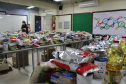 Escolas estaduais distribuem kits de merenda. Foto:SEED