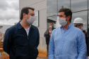 Foto Gilson AbreuO governador Carlos Massa Ratinho Junior vistoriou nesta terça-feira (14) as obras do novo Hospital Regional de Guarapuava, na Região Central do Estado. Uma ala do complexo médico teve a construção antecipada para que possa ser direcionada exclusivamente para o tratamento do coronavírus. A previsão é que fique pronta em até 45 dias