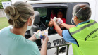 Caminhoneiros recebem kit alimentação no Porto de Paranaguá. Foto: Portos do Paraná