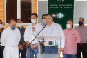 O governador Carlos Massa Ratinho Junior confirmou nesta sexta-feira (24) a contratação de 108 novos leitos para o Hospital Universitário de Maringá. O investimento é de R$ 15,3 milhões, sendo R$ 7,8 milhões para custeio para os próximos seis meses e R$ 7,5 milhões em equipamentos, mobília e insumos médicos.Foto: Gilson Abreu/AEN