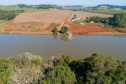 A Copel iniciou as obras da ponte que fará a ligação rodoviária entre os municípios de Verê e São João, no Sudoeste do Paraná, atendendo a um compromisso firmado com a comunidade local durante as audiências públicas para construção da Pequena Central Hidrelétrica (PCH) Bela Vista.  
Foto: Copel