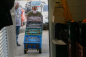 O Governo do Estado vai fornecer alimentos a 907 entidades sociais por meio do programa Compra Direta Paraná. A primeira entrega aconteceu nesta terça-feira (23) para a Santa Casa de Curitiba. Foto Gilson Abreu/AEN