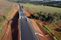 Obras do  Contorno Noroeste de Pato Branco com um viaduto erguido sobre a BR-158, uma ponte sobre o Rio Ligeiro e cinco quilômetros de rodovia até a PR-493 em Itapejara D Oeste. O objetivo é enviar todo o tráfego  de caminhões, para o contorno, aliviando o trânsito urbano.Foto: Geraldo Bubniak/AEN