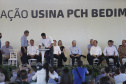 O governador Carlos Massa Ratinho Junior e o presidente da República Jair Bolsonaro assinaram nesta sexta-feira (06) o convênio que vai permitir a reestruturação e modernização de parte do trecho paranaense da BR-487, a chamada Estrada Boiadeira.