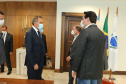 O governador Carlos Massa Ratinho Junior recebe  nesta terca-feira (10) o embaixador da Argentina, Daniel Scioli no Palacio Iguacu. Curitiba, 10/11/2020. Foto: Geraldo Bubniak/AEN