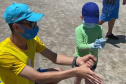 Acadêmicos de enfermagem orientam crianças sobre higiene das mãos
. Foto: SESA