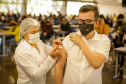 Empenhado em conquistar vacinas para servidores, Ricardo Dias Silva orienta que profissionais se imunizem  -  Foto: UEM
 