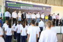 Governador entrega novos uniformes para alunos da escola cívico-militar de Jandaia do Sul  -  Jandaia do Sul, 03/09/2021  -  Foto: Ari Dias/AEN