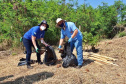 Em Maringá, centenas de objetos foram retirados das margens do Mandacaru  -  Foto: Sanepar
