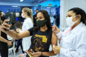 Com duas mil pessoas vacinadas por hora, Paraná atinge 98% da população adulta e 5,5 milhões estão imunizadas  -  Curitiba, 07/10/2021 - Foto: José Fernando Ogura/AEN