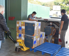 170.820 vacinas contra a Covid-19 que chegaram ao Paraná são para adolescentes . Foto: Américo Antonio/SESA